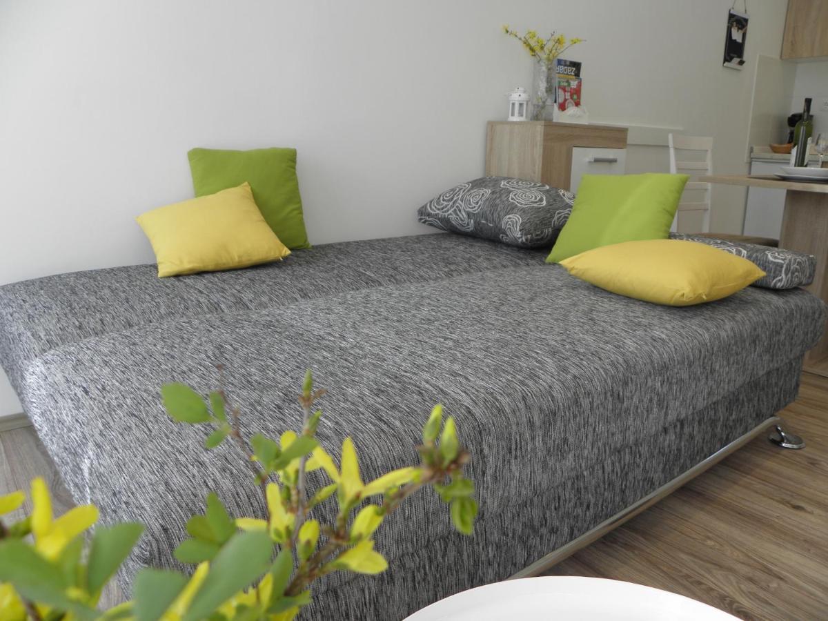 Apartment Near Center,Beach,Bus +Free Parking Zadar Buitenkant foto