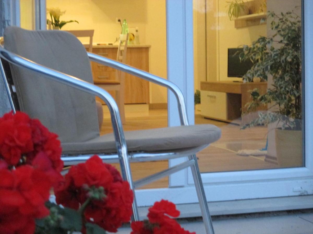 Apartment Near Center,Beach,Bus +Free Parking Zadar Buitenkant foto